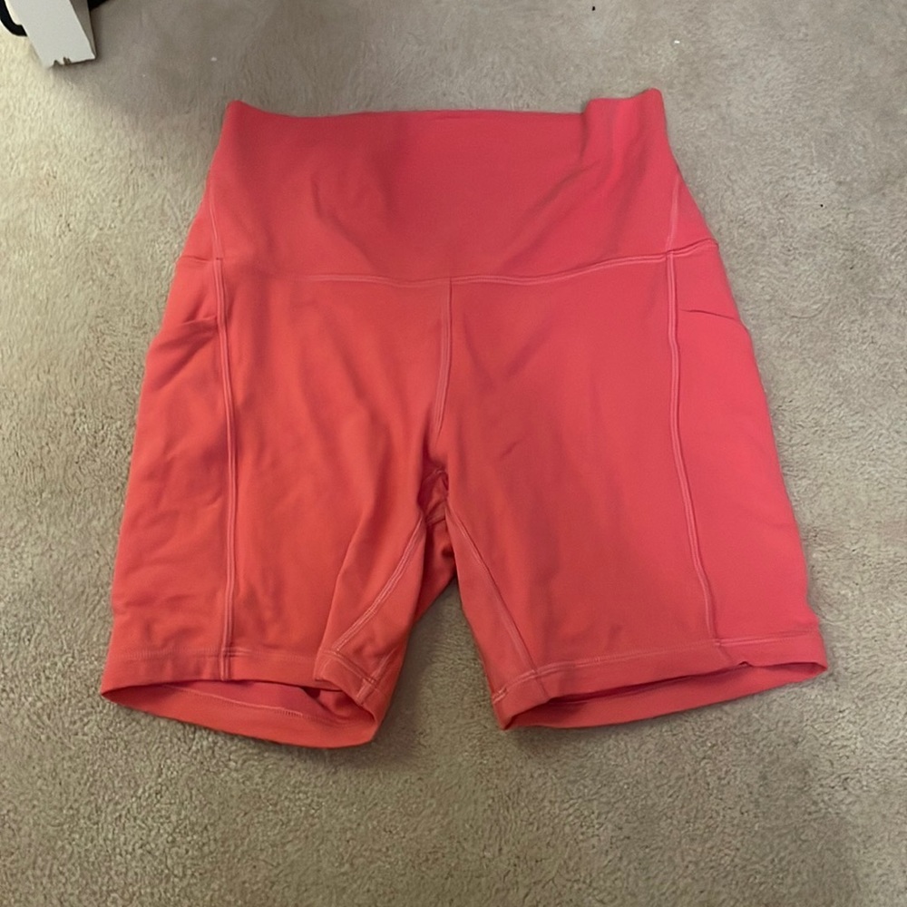 COPY - COPY - Lulu align high rise short w pockets 6”